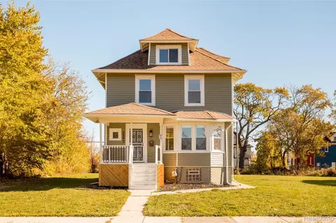 2592 Harding St, Detroit, MI 48214
