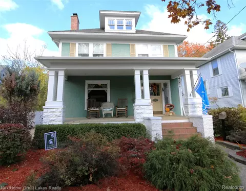 2105 6th St, Bay City, MI 48708