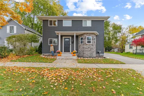 222 N Davison St, Davison, MI 48423