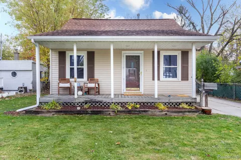 3932 Ellwood Ave, Berkley, MI 48072
