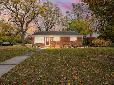 28405 Stuart Ave, Southfield, MI 48076