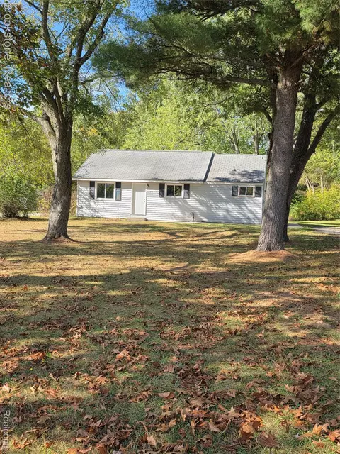 7385 N Lewis Rd, Mount Morris, MI 48458