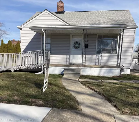 1678 Gregory Ave, Lincoln Park, MI 48146