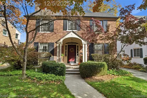 835 Claremont St, Dearborn, MI 48124