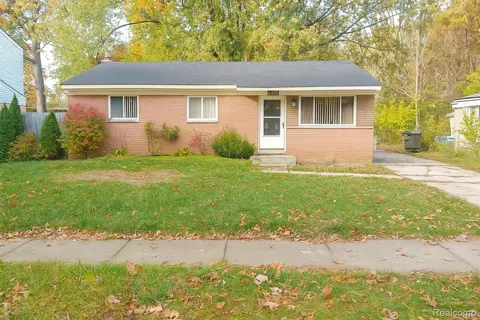 15910 Hampden St, Taylor, MI 48180