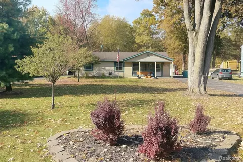 15710 Inkster Rd, Romulus, MI 48174
