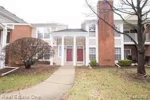 44982 Marigold Dr, Sterling Heights, MI 48314