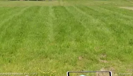 2000 Player Cir, Westland, MI 48186