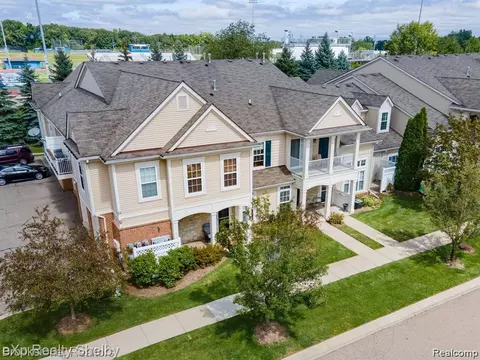 9103 Addington Dr, Commerce, MI 48390