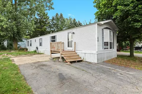 351 N Squirrel Rd #LOT 68, Auburn Hills, MI 48326