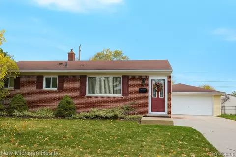 11835 Lewlund Dr, Sterling Heights, MI 48313