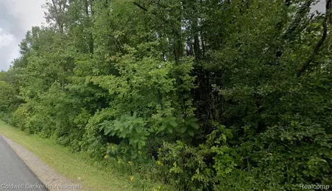 00 72nd St, Covert, MI 49043