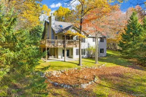 425 Rosell Rd, Rose, MI 48442