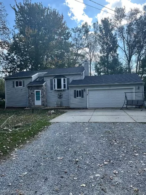 7020 E Carpenter Rd, Richfield, MI 48423