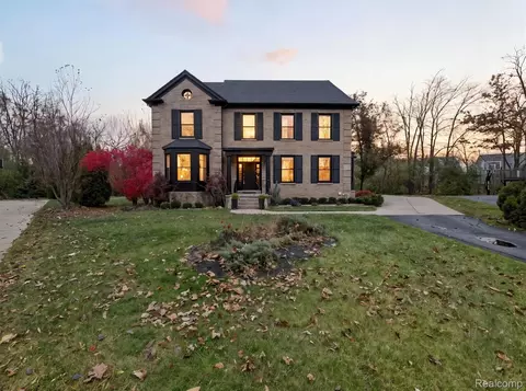 49630 Taft Ln, Canton, MI 48188