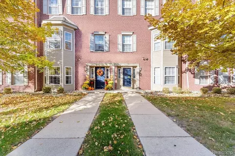 10868 Pardee Rd #10868, Taylor, MI 48180
