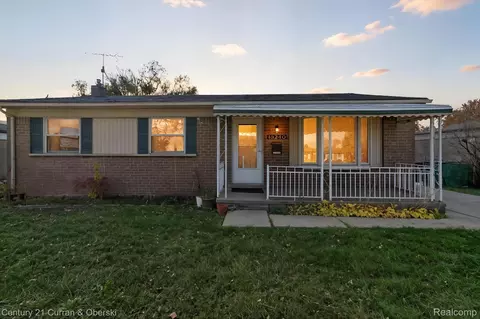13240 Westminster St, Southgate, MI 48195