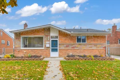 32735 Joy Rd, Westland, MI 48185