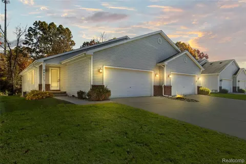 2951 Gabriel Dr, Commerce, MI 48382