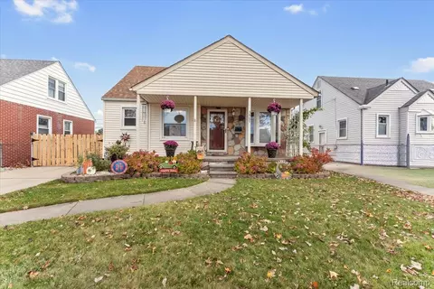 3905 15th St, Wyandotte, MI 48192