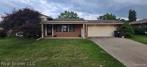 33915 Sequoia St, Westland, MI 48185