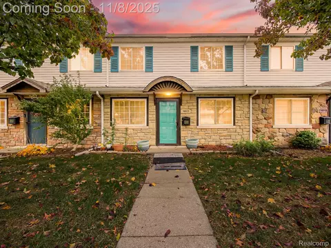 16513 Terrace Village Dr, Taylor, MI 48180