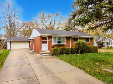 30148 John Hauk St, Garden City, MI 48135