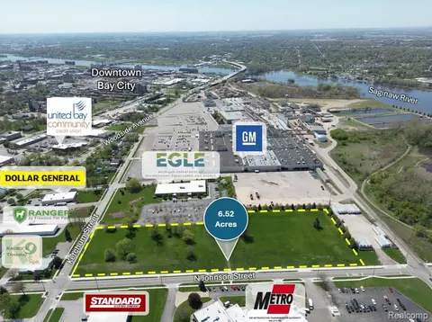 1515 N Johnson St, Bay City, MI 48708