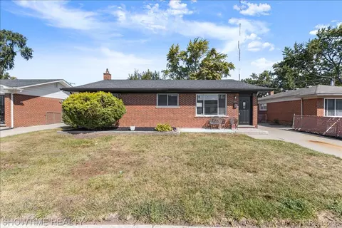 10358 Cloverdale Ave, Royal Oak, MI 48220