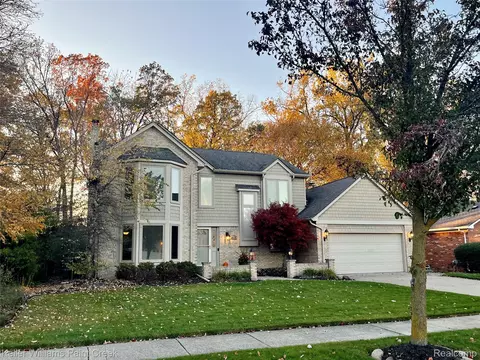 40117 Denbigh Dr, Sterling Heights, MI 48310