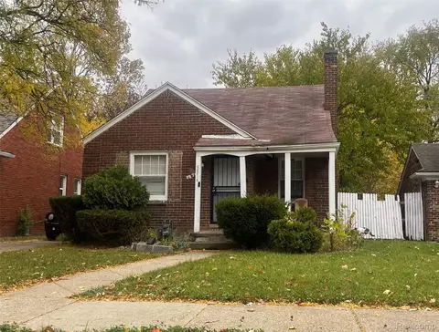 8874 Grandville Ave, Detroit, MI 48228