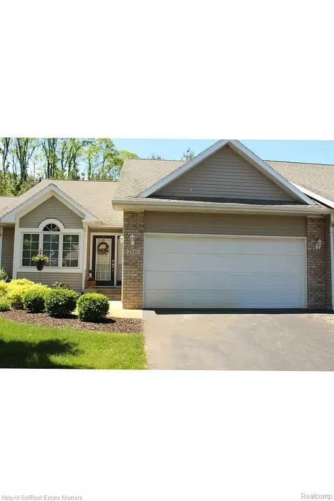 2040 Blue Bellway NW #46, Grand Rapids, MI 49504