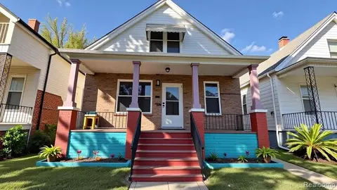 2417 Casmere St, Hamtramck, MI 48212