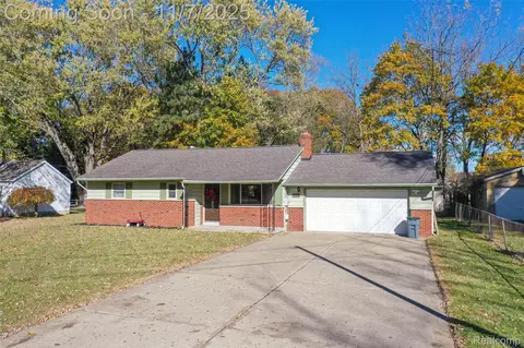 7124 Heath St, Genesee, MI 48437