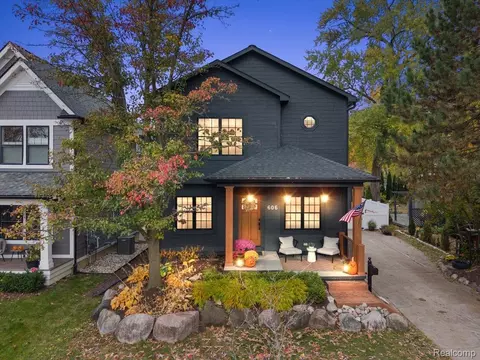 606 Golf Ave, Royal Oak, MI 48073