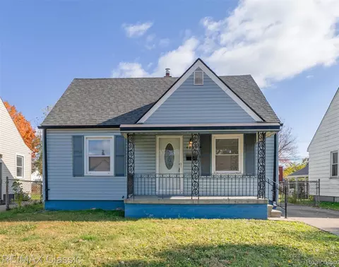 4827 Winifred St, Wayne, MI 48184