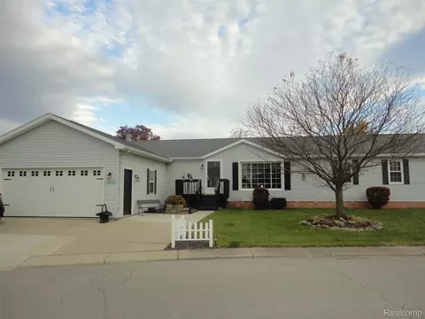 1092 Cameron Cir, Raisinville, MI 48161