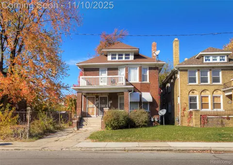 2030 Clairmount St, Detroit, MI 48206