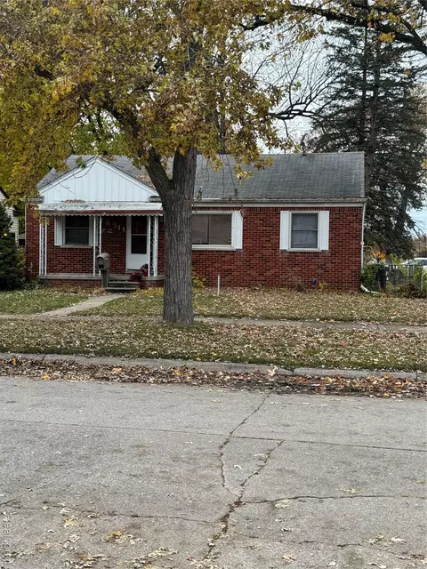 18311 Norborne, Redford, MI 48240
