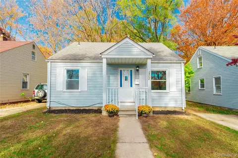24754 Annapolis St, Dearborn Heights, MI 48125