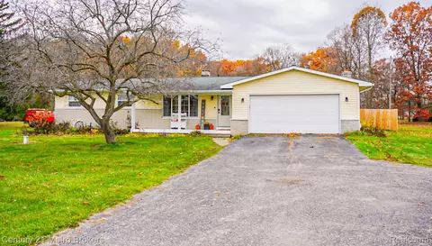 5521 N Belsay Rd, Flint, MI 48506