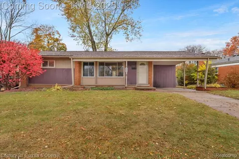 1737 Cresthill Ave, Royal Oak, MI 48073