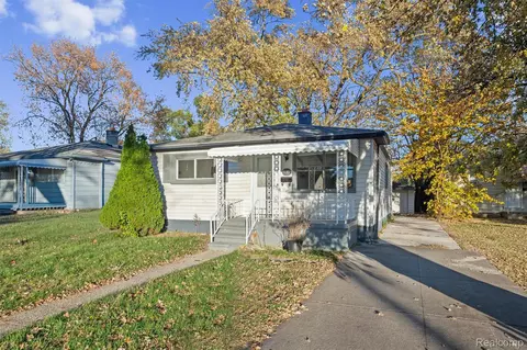 5749 Detroit St, Dearborn Heights, MI 48125