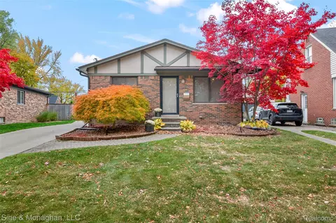 4419 Robinwood Ave, Royal Oak, MI 48073