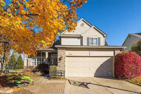 3654 Briarbrooke Ln, Oakland, MI 48306
