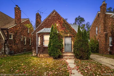 16621 Ardmore St, Detroit, MI 48235