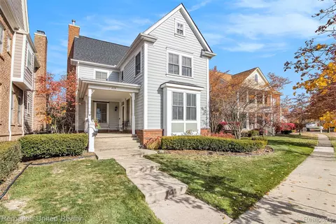 619 Mckinley Cir, Canton, MI 48188