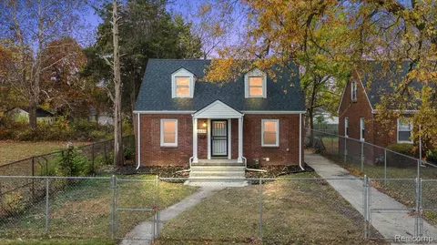 18689 Winthrop St, Detroit, MI 48235