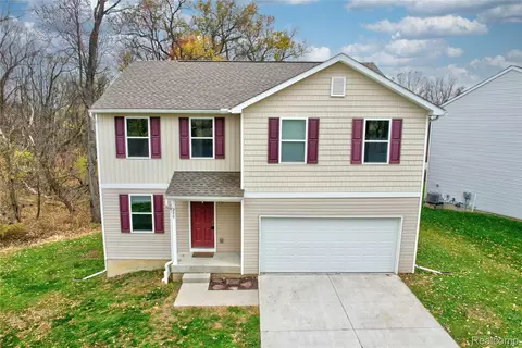 280 Ash St, Corunna, MI 48817