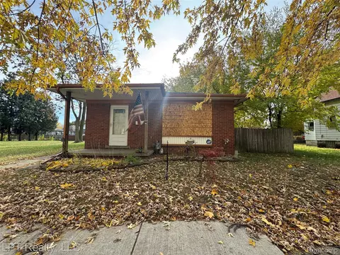 60 Forest St, River Rouge, MI 48218
